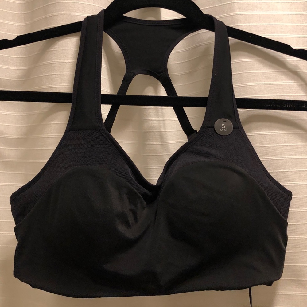 NWT NIKE ALPHA SPORTS BRA